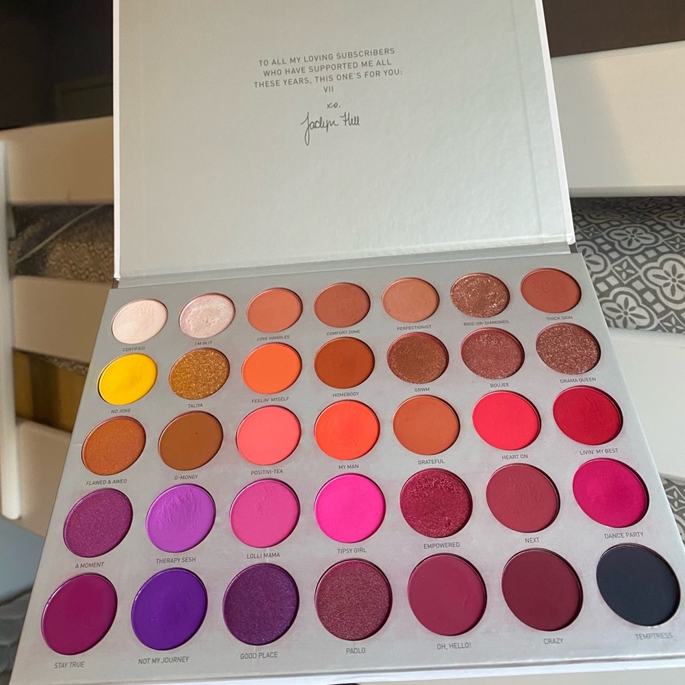 Jaclyn Hill volume ll palette